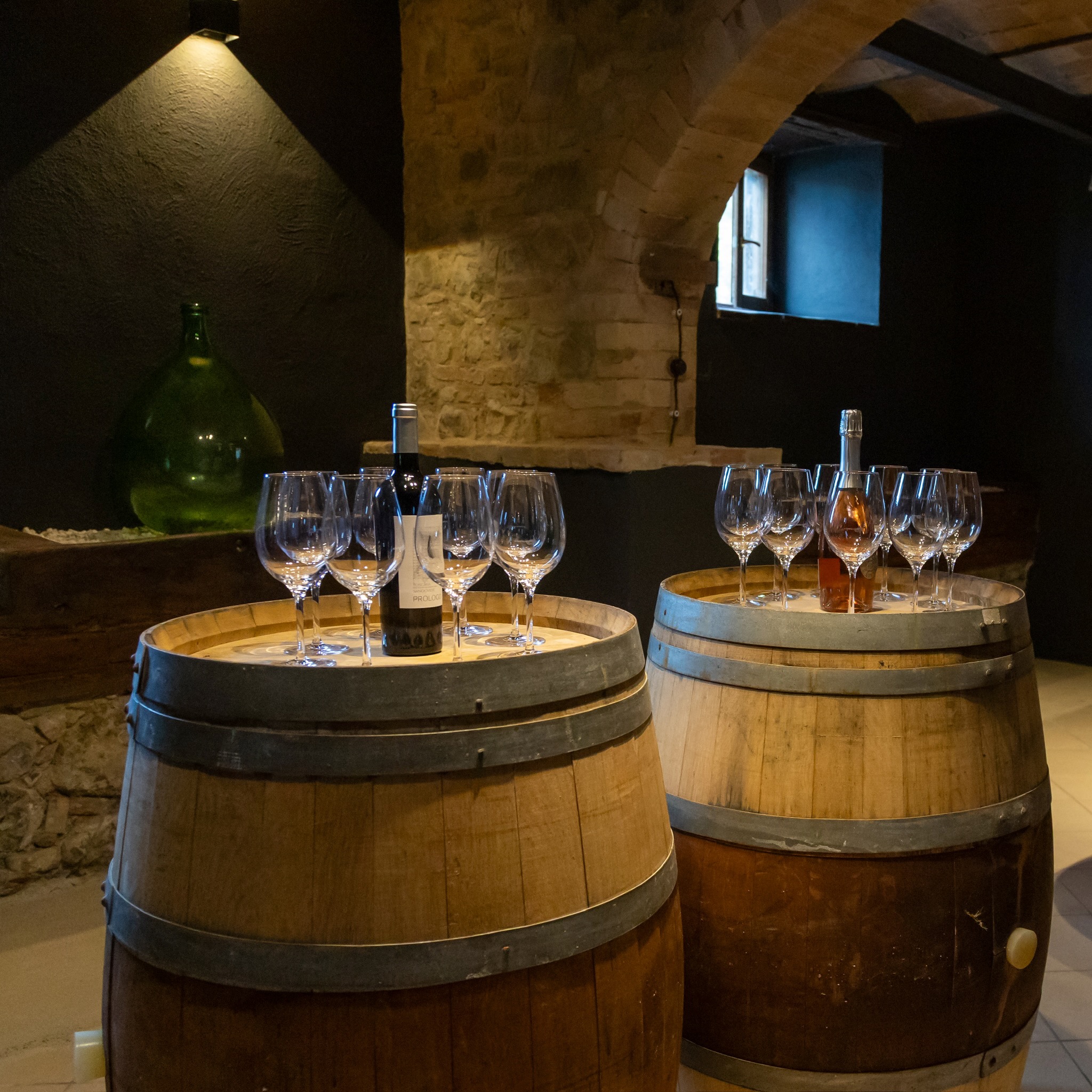 Degustazione di botti nella cantina di Oria — Roberto Cipresso